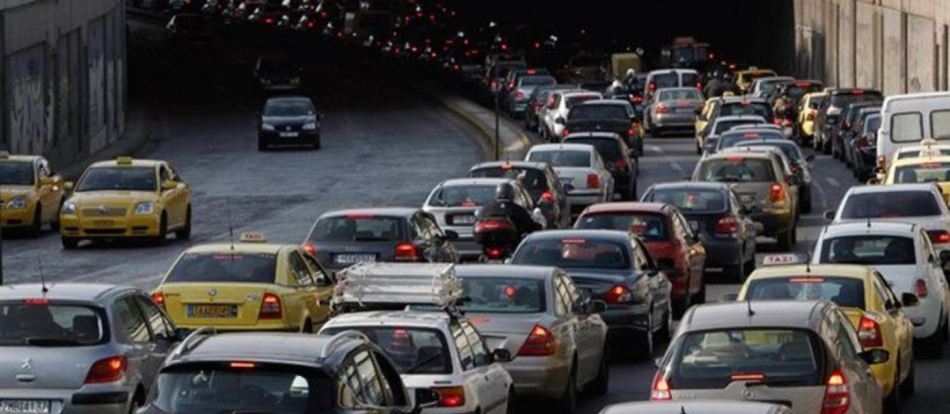 Νέο σήμα «Τ» στα αυτοκίνητα: Ποιοι οδηγοί θα το τοποθετούν και γιατί