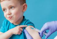 Εμβόλιο σε αγόρι