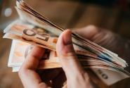 επίδομα χρήματα 1100 ευρώ