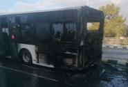 Τρόμος: Λεωφορείο με μαθητές πήρε φωτιά εν κινήσει