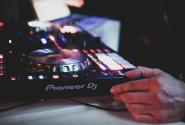 dj