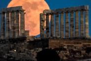 Πανσέληνος της Φράουλας στο Σούνιο