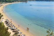 Παραλία Αγίας Παρασκευής στην Σκιάθο