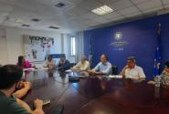 η υπουργός παιδείας σοφία ζαχαράκη συναντιέται με μέλη της ΟΙΕΛΕ