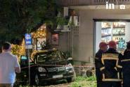 Τζιπ στο Κολωνάκι έπεσε πάνω σε κόσμο