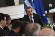 Ο Κυριάκος Μητσοτάκης μιλάει στο Υπουργικό Συμβούλιο