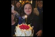 Η Χάρις Αλεξίου γιόρτασε τα γενέθλιά της
