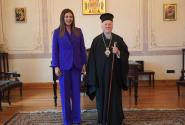 Η Υπουργός Παιδείας, Σοφία Ζαχαράκη με τον Βαρθολομαίο 