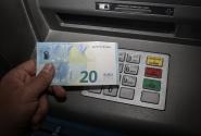 Χρήματα σε ATM