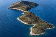 μακρη