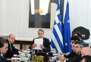 Ο Κυριάκος Μητσοτάκης στο υπουργικό συμβούλιο με υπουργούς της κυβέρνησης