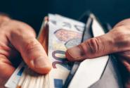 ΕΦΚΑ - ΔΥΠΑ: Πληρωμές 8 έως 12 Ιουνίου, πότε πάνε ταμείο 84.000 δικαιούχοι