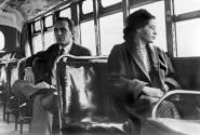 Ρόζα Παρκς: Η μαύρη που δεν σηκώθηκε για να κάτσει λευκός στο λεωφορείο
