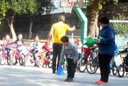 Λέσβος: Mαθαίνουν να ποδηλατούν με ασφάλεια