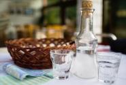 tsipouro.jpg