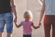 family-oikogenia_paidi_kid.jpg