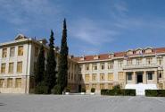kollegio-athinwn-6601383136302.jpg