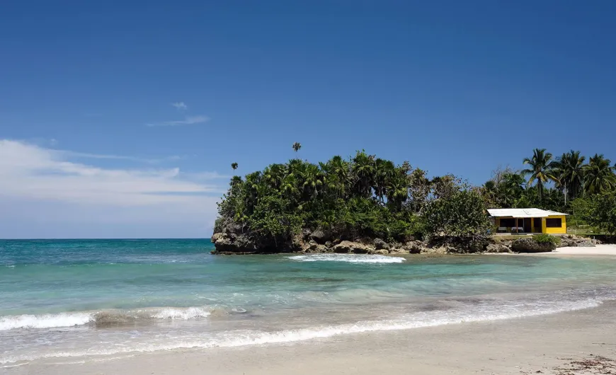 Κούβα: Πέντε νεκροί, μεταξύ αυτών 3 παιδιά, από κεραυνό σε παραλία