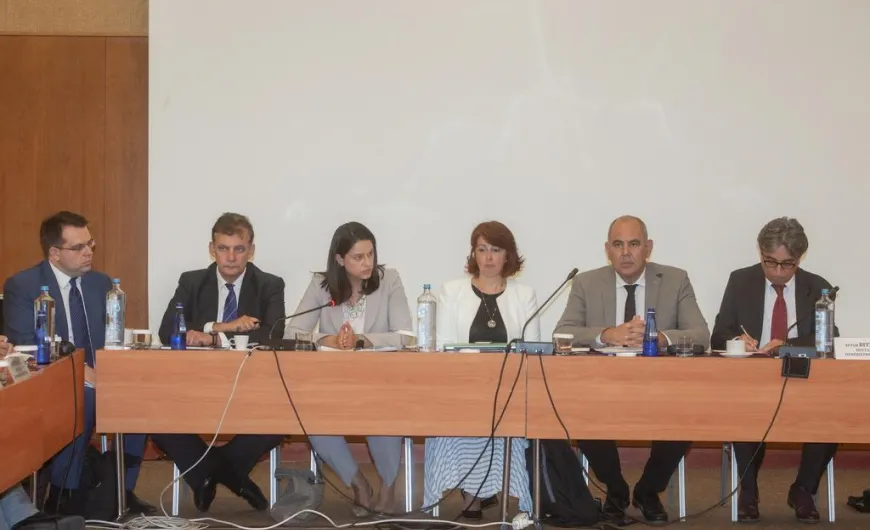 υπουργός παιδείας Νίκη Κεραμέως Διγαλάκης πρυτάνεις