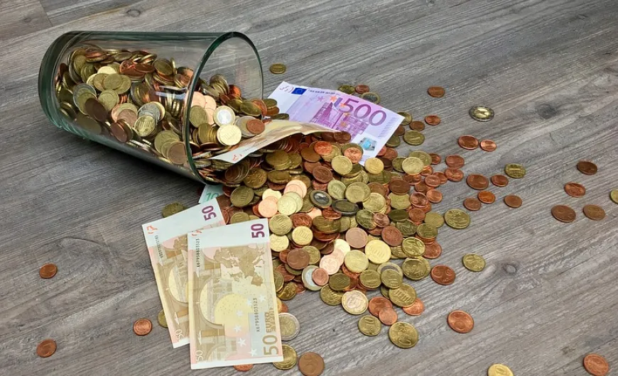 Επίδομα 800€: Ποιοι πληρώνονται σήμερα