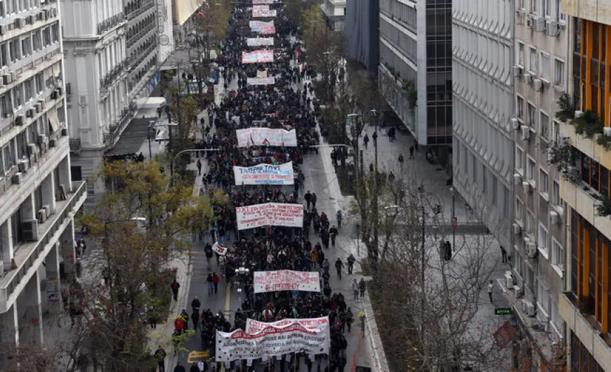 φοιτητες 25 1
