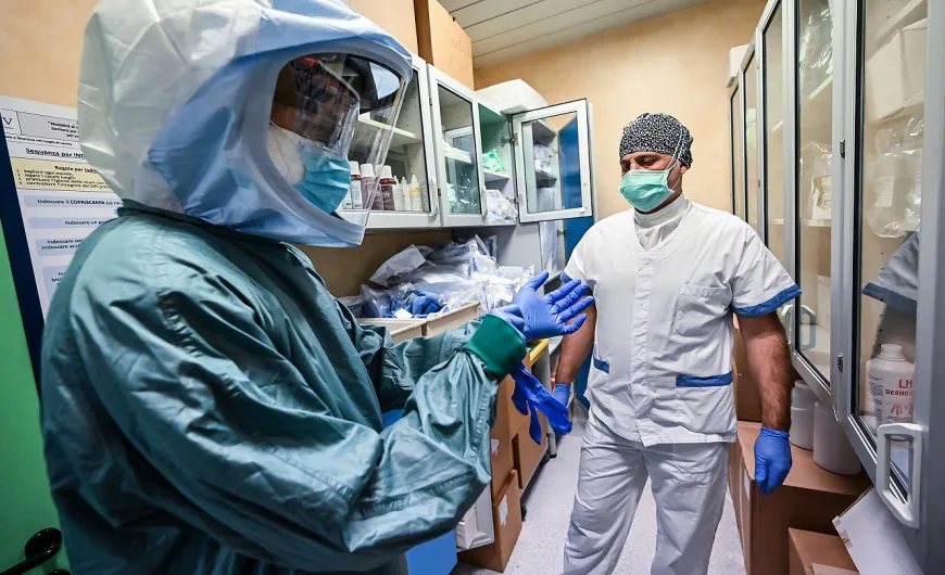 nurses and doctors coronavirus ιατρονοσηλευτικό προσωπικό