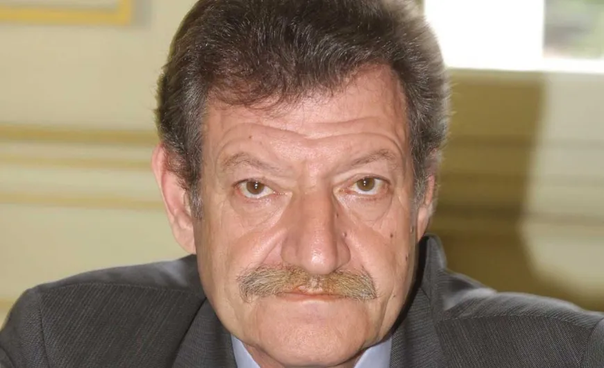 Νίκος Μαρκάτος