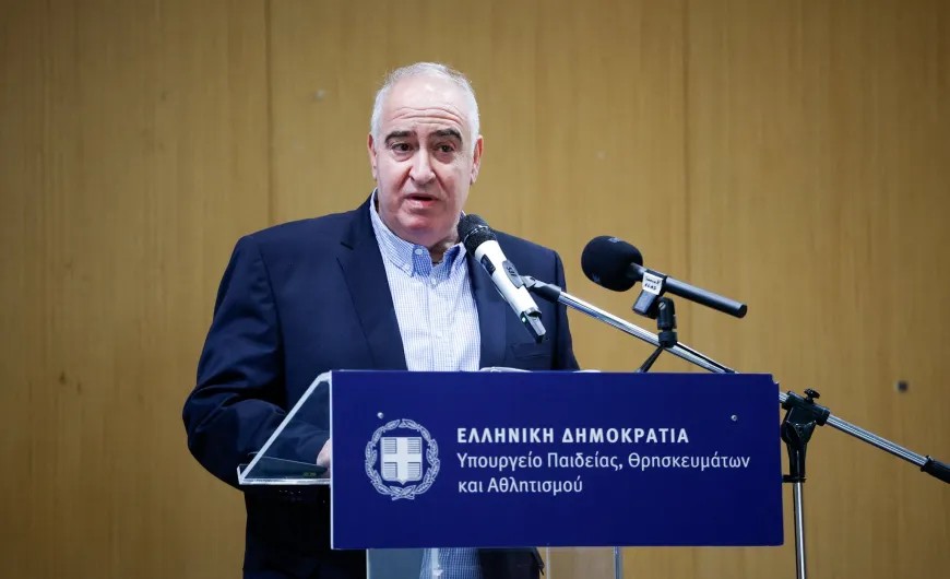 παπαδομαρκάκης