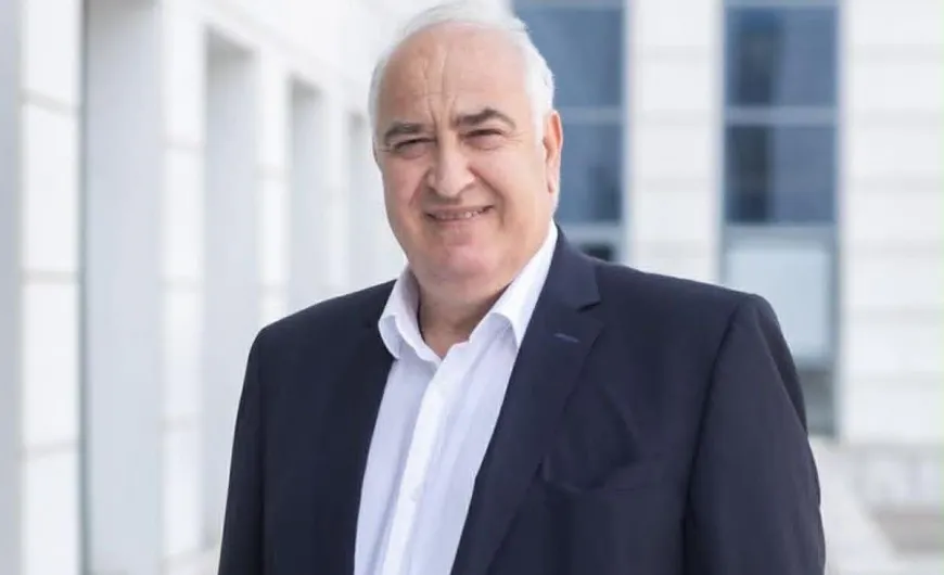 παπαδομαρκάκης