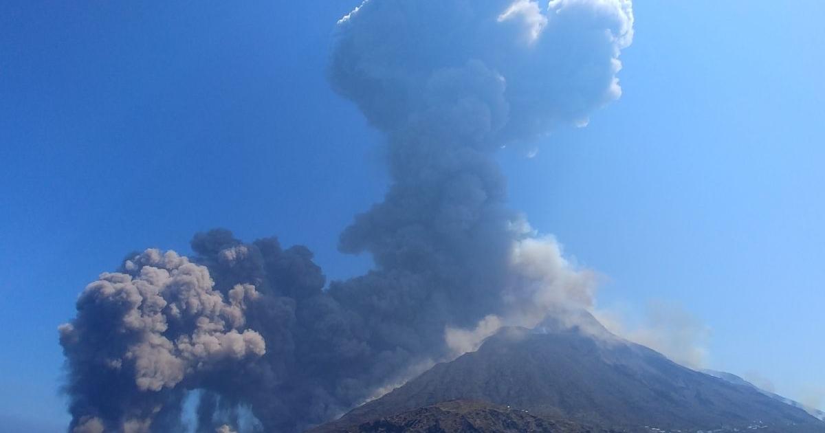 La nuova potente eruzione dello Stromboli