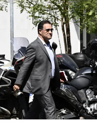 Γεωργιάδης