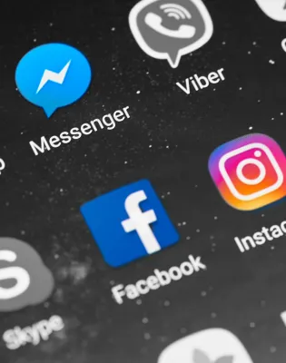 Instagram WhatsApp Facebook Messenger