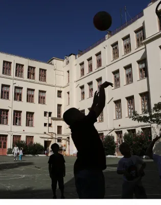 Γυμναστές στα σχολεία