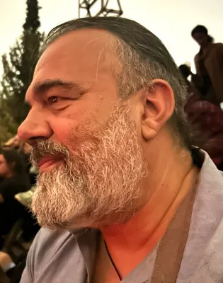 γκριλης