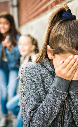 παιδική βία