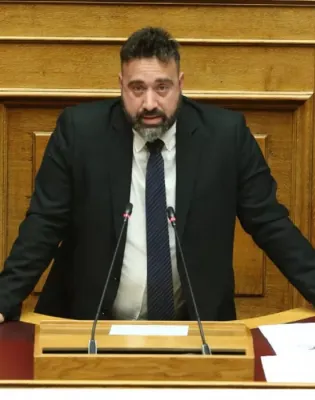 Γιώργος Μανούσος