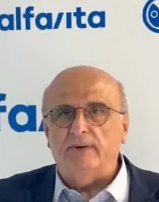Χρήστος Μπούρας