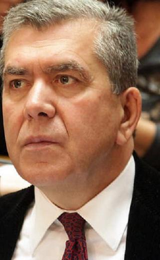 μητροπουλος