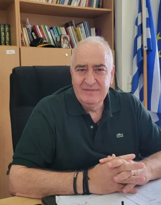Γιάννης Παπαδομαρκάκης