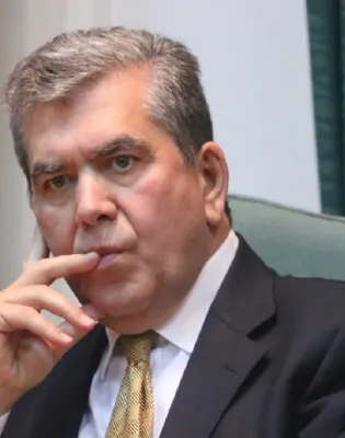 μητροπουλος