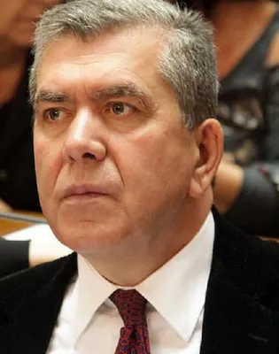 μητροπουλος
