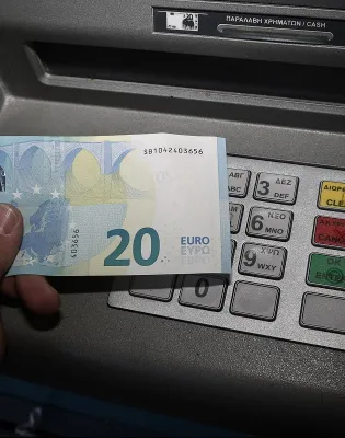 Χρήματα σε ATM