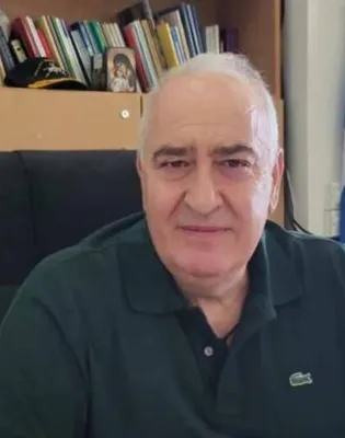 Γιάννης Παπαδομαρκάκης