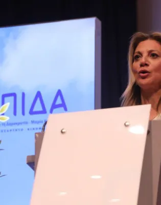 Σήμερα Τρίτη στις 10 το πρωί η κατάθεση υπογραφών στον Άρειο Πάγο για το κόμμα Καρυστιανού