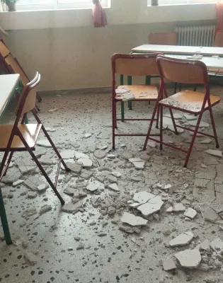 Κατέρρευσε οροφή σε σχολείο