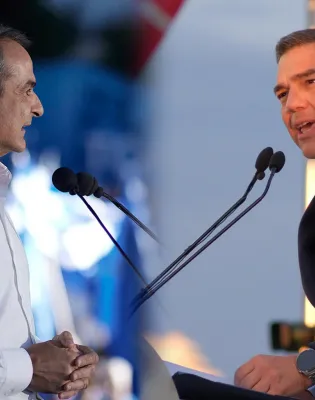 Αλέξης Τσίπρας και Κυριάκος Μητσοτάκης σε νέα δημοσκόπηση