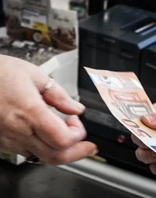 Έρχεται διπλή πληρωμή εξπρές έως 1600 ευρώ σε χιλιάδες οικογένειες με παιδιά