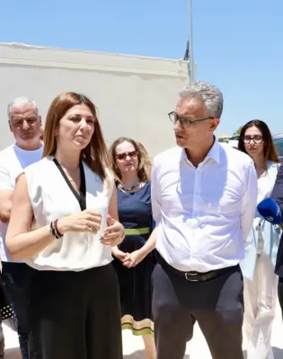 Σοφία Ζαχαράκη στο Ηράκλειο: Από το νέο Κέντρο Καινοτομίας και τις φοιτητικές εστίες, στα Ωνάσεια Σχολεία