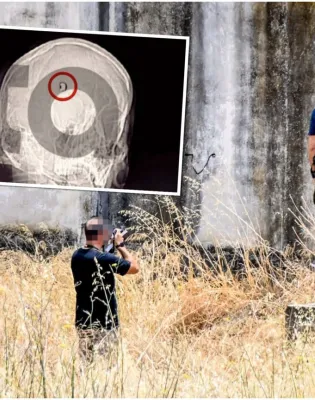 Αστυνομικοί στο σημείο όπου δέχτηκε σφαίρα ο 20χρονος στο Άργος