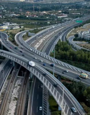 Ο κόμβος Μεταμόρφωσης στην Αττική Οδό